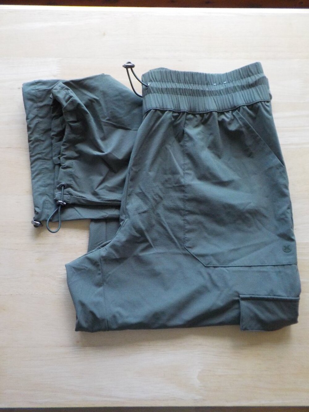 RBX Athletic Pants - Medium - Olive Green Drawstring Waist/Legs Cargo (2401)